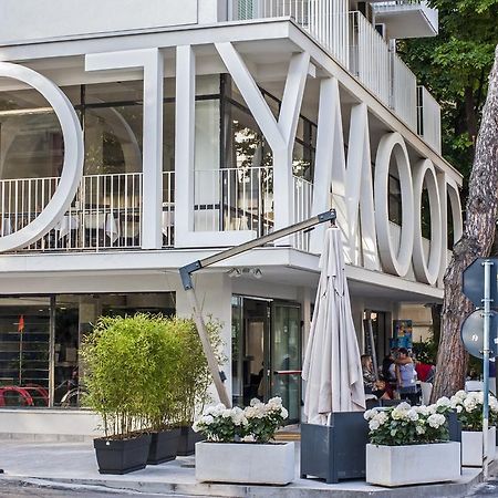 Hotel Hollywood Riccione Eksteriør billede