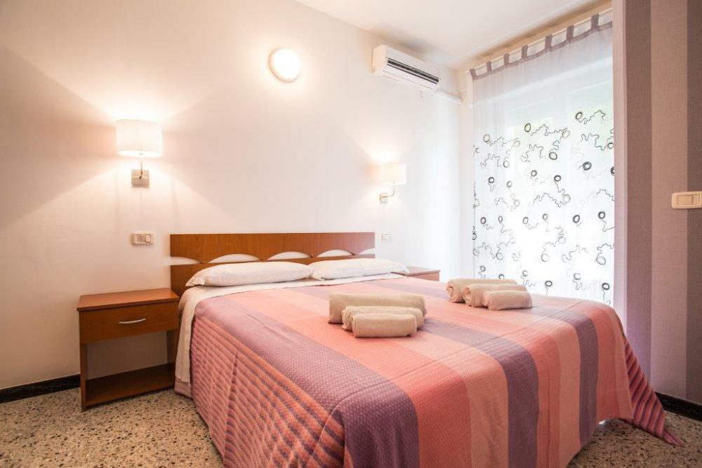 Hotel Hollywood Riccione Eksteriør billede