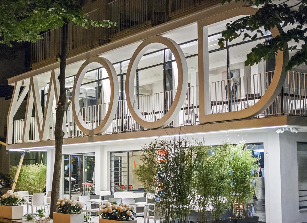 Hotel Hollywood Riccione Eksteriør billede