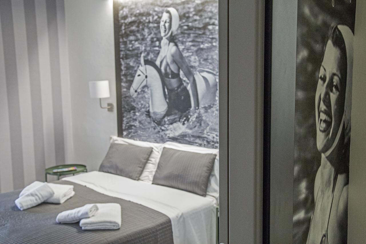 Hotel Hollywood Riccione Eksteriør billede